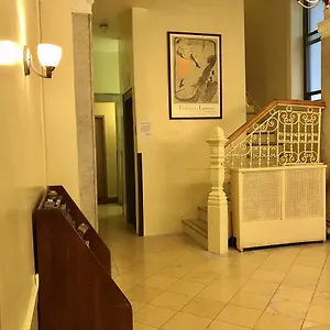 Hotel Morningside, New York