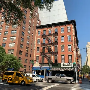 Hotel Carlton Arms, New York